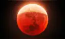 Eclipse lunar total: cómo ver la luna de sangre que iluminará los cielos en varios continentes