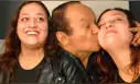 Novia de 22 años de Melcochita revela que podría tener hijo con el cómico