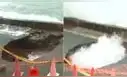 Oleajes anómalos generan enorme forado en el malecón de San Bartolo y aceleran obras de emergencia