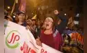 Simpatizantes de Juntos por el Perú marchan en el Centro de Lima