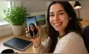 Autoestima, identidad o costumbre: esto dice la psicología sobre usar tu propia foto como fondo de pantalla