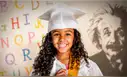 La niña que hizo historia antes de cumplir 3 años: logró un IQ comparable al de Albert Einstein, habla 2 idiomas y ama cocinar