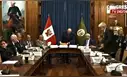 Ministro Astudillo lanza lisura en plena Comisión de Defensa: "Cómo hago para leer todo esto"