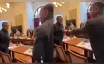 Videos muestran cómo se inició discusión en el Senado entre César Astudillo e Iber Maraví: "Cállese la boca" Videos muestran cómo se inició discusión en el Senado entre César Astudillo e Iber Maraví: "Cállese la boca"