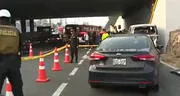 Panamericana Sur: 2 personas fallecen tras temeraria maniobra de conductor de un auto
