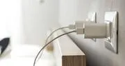 ¿Por qué se calienta tanto el cargador de tu teléfono y qué hacer cuando pasa? Aquí la respuesta