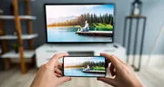 ¿Cómo conectar tu celular a un televisor que no es ‘Smart’ y reproducir tus videos?