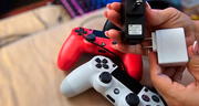 ¿Por qué nunca debes cargar el mando de tu PS5 o PS4 con el cargador de tu celular?