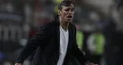 El problema de Bustos que le está costando a Universitario: jugadores cansados y cero rotación