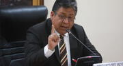 Congresista Flores Ancachi vuelve a insultar a periodista por cuestionar contratación a amigos de su hija