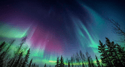 Los ÚNICOS lugares donde podrán verse auroras boreales este viernes 11 de octubre en Estados Unidos