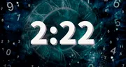 Hora espejo 2:22: ¿qué significa cuando la ves en el reloj?