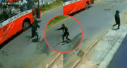 Extorsionadores atacan bus de ‘La 57’ lleno de pasajeros en San Juan de Lurigancho: cámaras captaron atentado