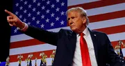 Trump expulsa a congresista demócrata que lo increpó durante discurso frente al Congreso de Estados Unidos