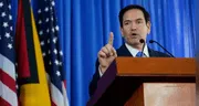 ¡Duro golpe de Marco Rubio!: cancela más de 300 visas a estudiantes extranjeros por protestar y amenaza con seguir haciéndolo