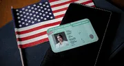 Muy buenas noticias para inmigrantes en EEUU: estos ciudadanos pueden obtener la Green Card si realizan esta actividad