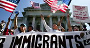 Gobierno de EEUU aprueba proyecto de ley que bloquea el voto para este grupo de inmigrantes