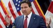 La ley en Florida que Ron DeSantis no quiso firmar y que pondría en riesgo la educación de los estudiantes
