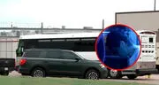 Autobuses del ICE que trasportaban inmigrantes para ser deportados tuvieron que dar vuelta tras decisión de Corte Suprema