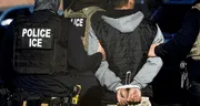 Nueva redada de ICE en California: arrestan a padre en gasolinera y dejan a sus hijos solos dentro de su automóvil, según testigo