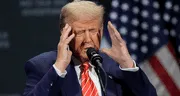 Trump vive pesadilla por caso de inmigración en EEUU: juez federal ordena traer de regreso a deportado sin juicio