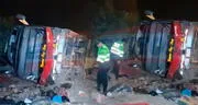 Tragedia en Ica: al menos un muerto y diez heridos deja volcadura de ómnibus interprovincial