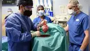El trasplante de corazón de cerdo a humano que asombró a los científicos en 2022