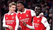 Arsenal derrotó 3-2 a Manchester United y continúa como líder de la Premier League