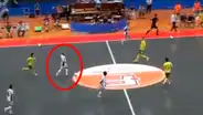 YouTube: Roberto Carlos debutó en el futsal con sendos golazos [VIDEO]