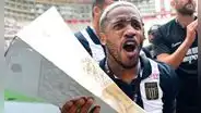 Farfán desairó a alcalde de Chorrillos, que organizó un homenaje para el exjugador de Alianza