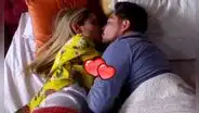 “Al fondo hay sitio”: Macarena y Joel pasan la noche juntos y se besan ¿Nace el amor?