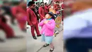 Anciana peruana acepta reto de huayno y causa furor con sus increíbles pasos de baile [VIDEO]