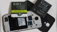 ¿Por qué los nuevos celulares ya no tienen batería extraíble?