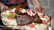 Tlayuda: ¿qué es y cómo se prepara el platillo que venció al ceviche en el concurso de Netflix?