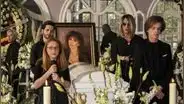 La casa de las flores en contra de la homofobia en afiches promocionales [FOTOS]