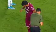 Jugador sufre escalofriante lesión en el dedo durante final de la liga de Costa Rica [VIDEO]