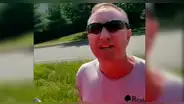 Facebook: inmigrante es humillado y atacado en EEUU por lucir su bandera [VIDEO]