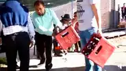 Graban a candidato a la alcaldía de Arequipa Omar Candia entregando cerveza [VIDEO]