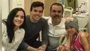 Padre pierde a sus 3 hijos en menos de 5 años por enfermedad que les heredó