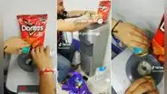 Joven peruano pone cerveza en máquina dispensadora de agua y luego lo echan de su trabajo