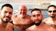 Instagram: Mira la foto de Carlos Bruce en la playa que está dando que hablar