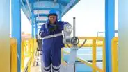 ‘Aquamán’, el hombre que desde hace 4 décadas limpia el agua potable en Moquegua