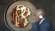 Dolarización de la liquidez y depósitos bajó en mayo