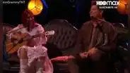 Latin Grammy 2022: Nicole Zignago cantó “Baloncito viejo” junto a Camilo y Carlos Vives