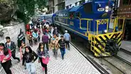 Suspenden dictado de clases y restringen servicios turísticos en Cusco