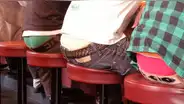Evalúan multar a jóvenes que usen los pantalones a la mitad de su glúteos