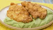 Aprende a preparar puré de espinaca con milanesa de pollo