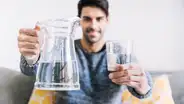 ¿Cuánta agua debes beber en el invierno?