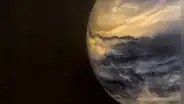 A 260 años de descubrir la atmósfera de Venus, algo entre sus nubes se revela
