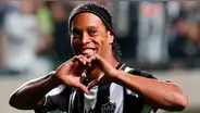 Ronaldinho se retira oficialmente del fútbol